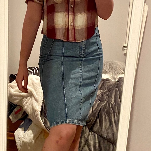 Denim a-line skirt light wash - Picture 2 of 3